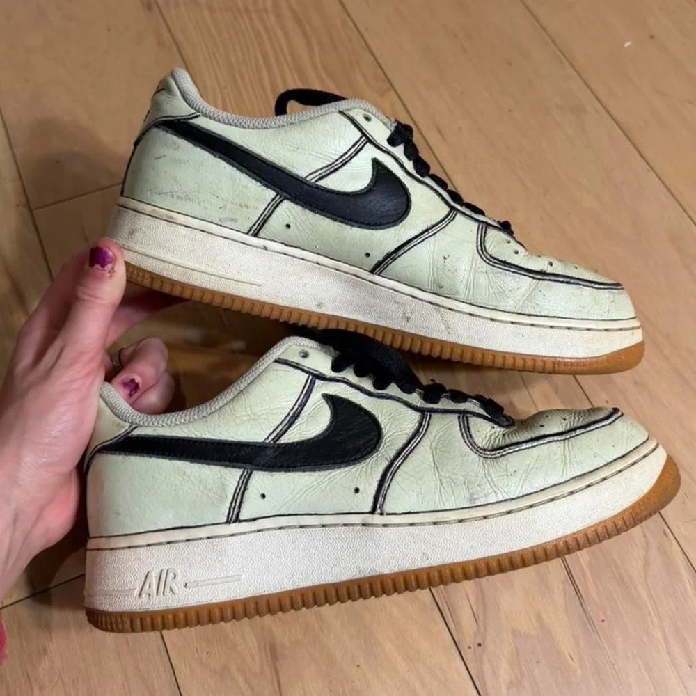 Nike Cream and Black Sneakers